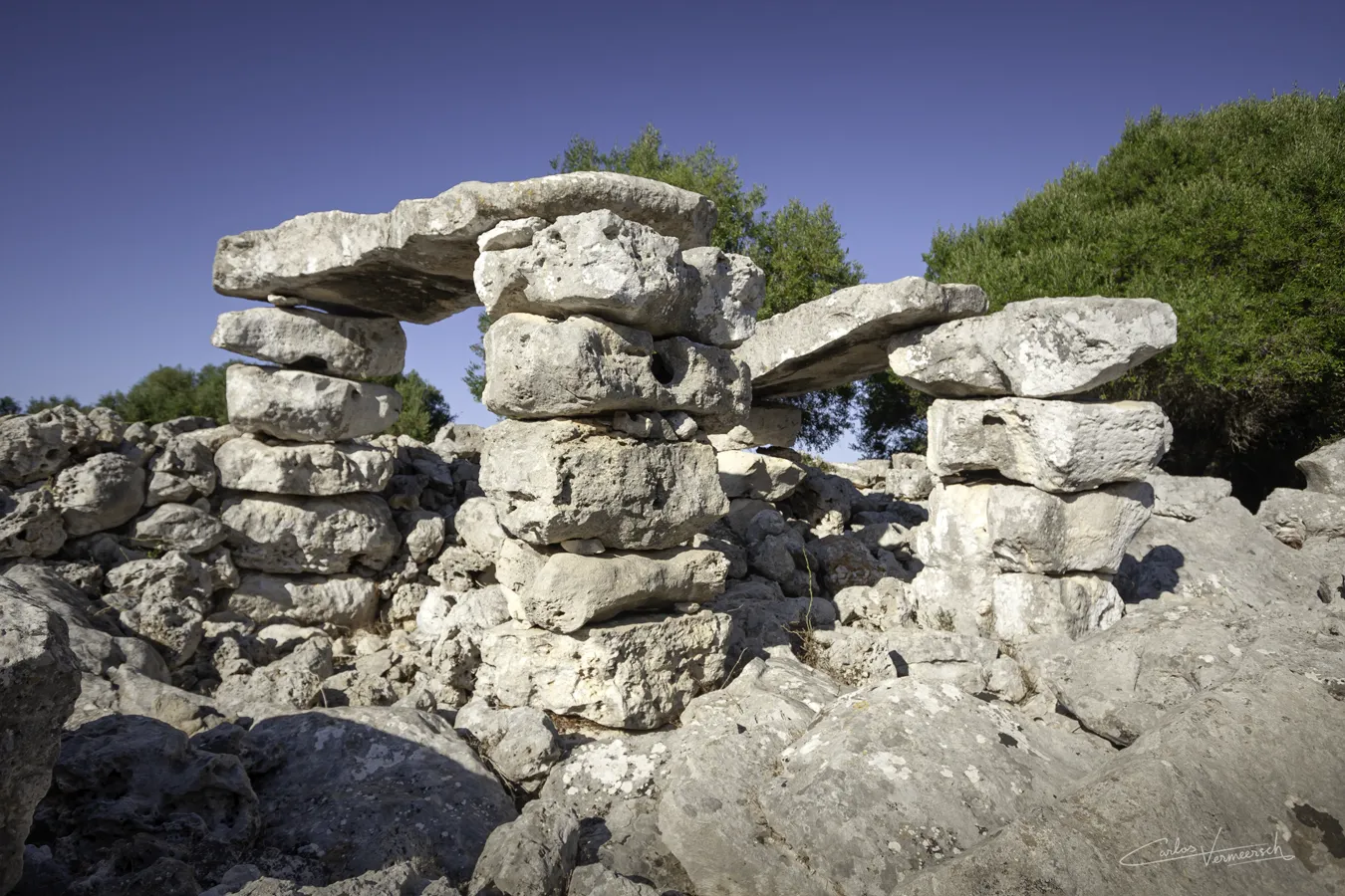 Na Comerma de Sa Garita, Menorca, Minorca, taula, talaiot, talayot, talayótico, talaiótico, talaiòtic, talaiotic, talayotic, navetiform, naviform, navetiforme, naviforme, Cartailhac circle, círculo de Cartailhac, cercle de Cartailhac