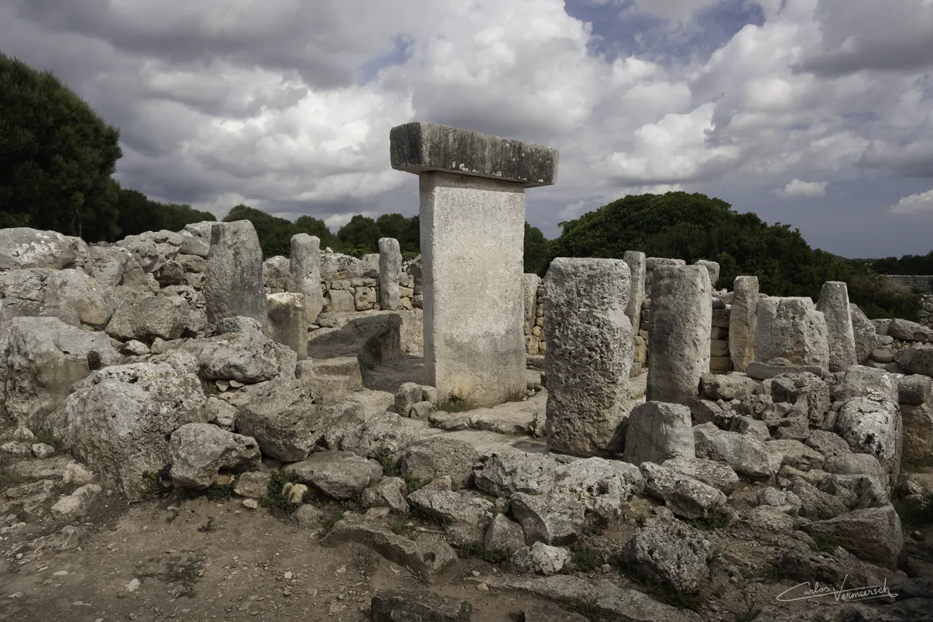 Torralba d'en Salord, Torralba d'en Salort, Menorca, Minorca, taula, talaiot, talayot, talayótico, talaiótico, talaiòtic, talaiotic, talayotic