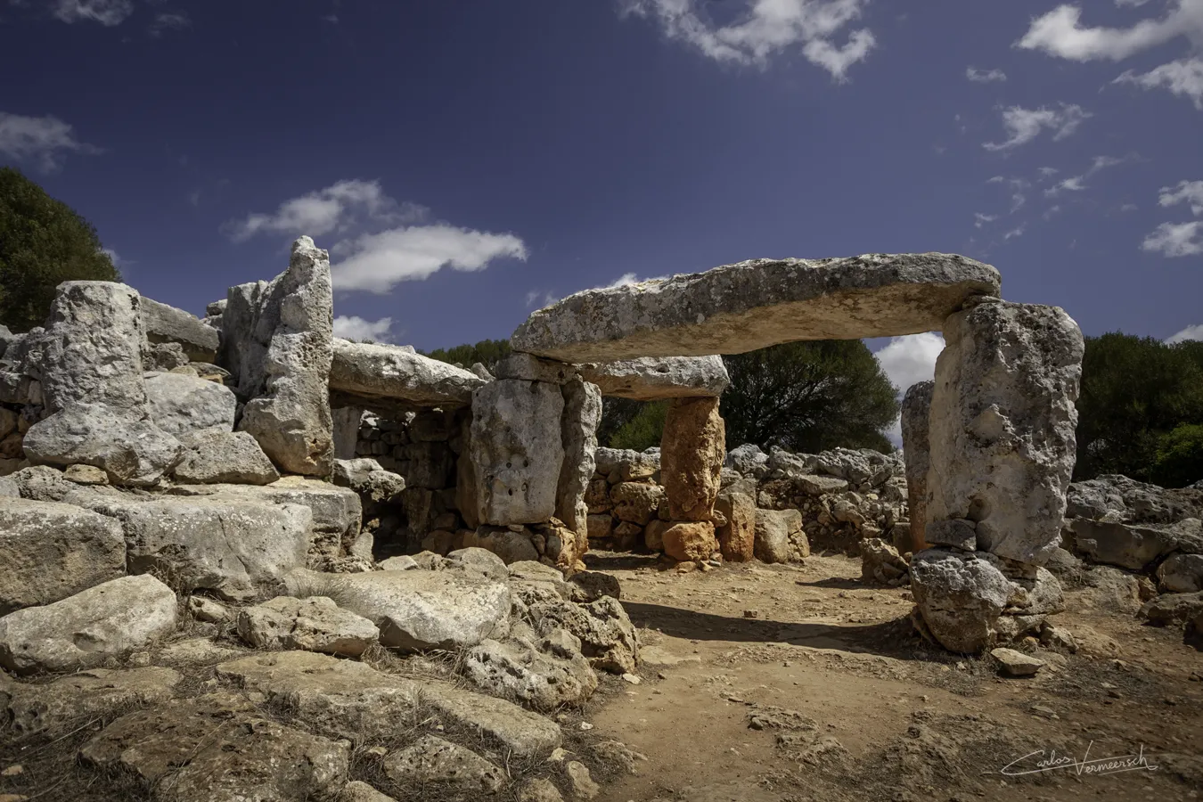 Torre d'en Galmés, Torre d'en Gaumés, Menorca, Minorca, taula, talaiot, talayot, talayótico, talaiótico, talaiòtic, talaiotic, talayotic