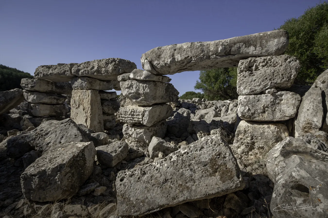 Na Comerma de Sa Garita, Menorca, Minorca, taula, talaiot, talayot, talayótico, talaiótico, talaiòtic, talaiotic, talayotic, navetiform, naviform, navetiforme, naviforme, Cartailhac circle, círculo de Cartailhac, cercle de Cartailhac