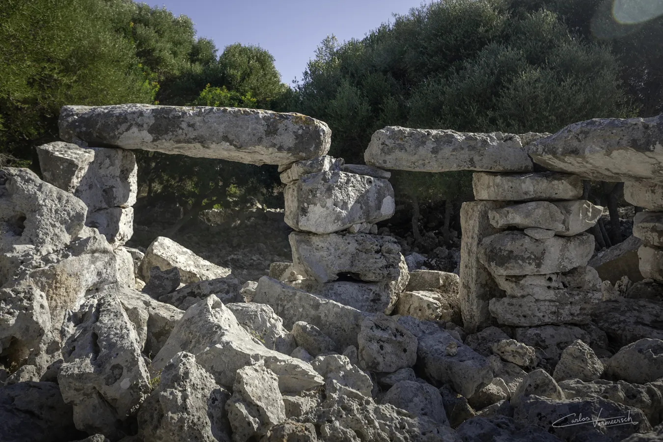 Na Comerma de Sa Garita, Menorca, Minorca, taula, talaiot, talayot, talayótico, talaiótico, talaiòtic, talaiotic, talayotic, navetiform, naviform, navetiforme, naviforme, Cartailhac circle, círculo de Cartailhac, cercle de Cartailhac