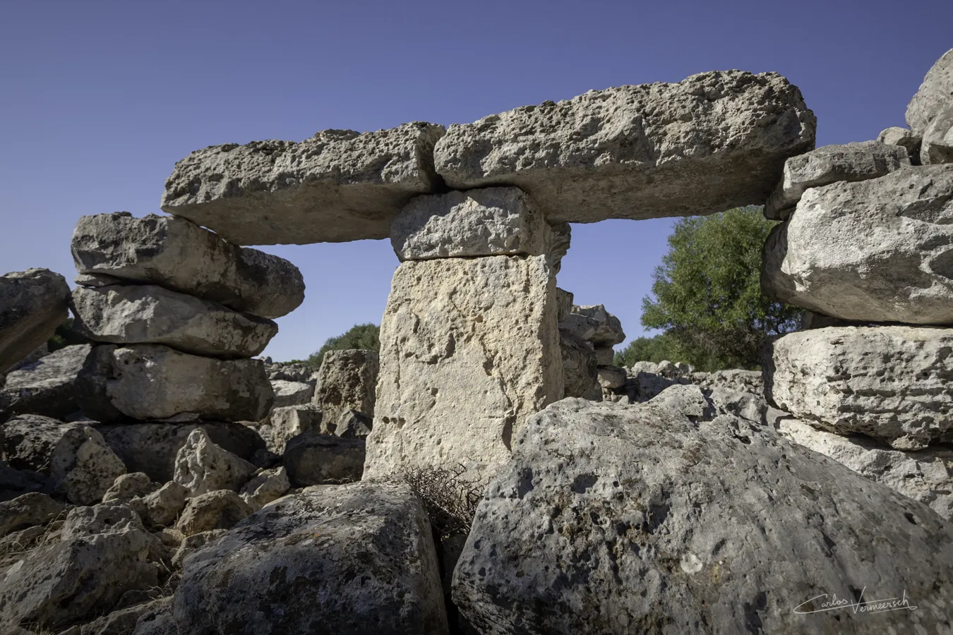 Na Comerma de Sa Garita, Menorca, Minorca, taula, talaiot, talayot, talayótico, talaiótico, talaiòtic, talaiotic, talayotic, navetiform, naviform, navetiforme, naviforme, Cartailhac circle, círculo de Cartailhac, cercle de Cartailhac