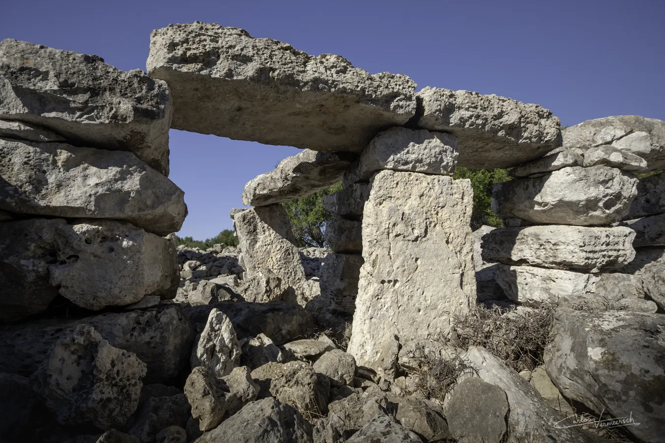 Na Comerma de Sa Garita, Menorca, Minorca, taula, talaiot, talayot, talayótico, talaiótico, talaiòtic, talaiotic, talayotic, navetiform, naviform, navetiforme, naviforme, Cartailhac circle, círculo de Cartailhac, cercle de Cartailhac