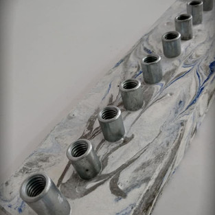 חנוכיה מבטון | עיצוב בבטון| סדנאות יצירה | GRAYISH & CO.