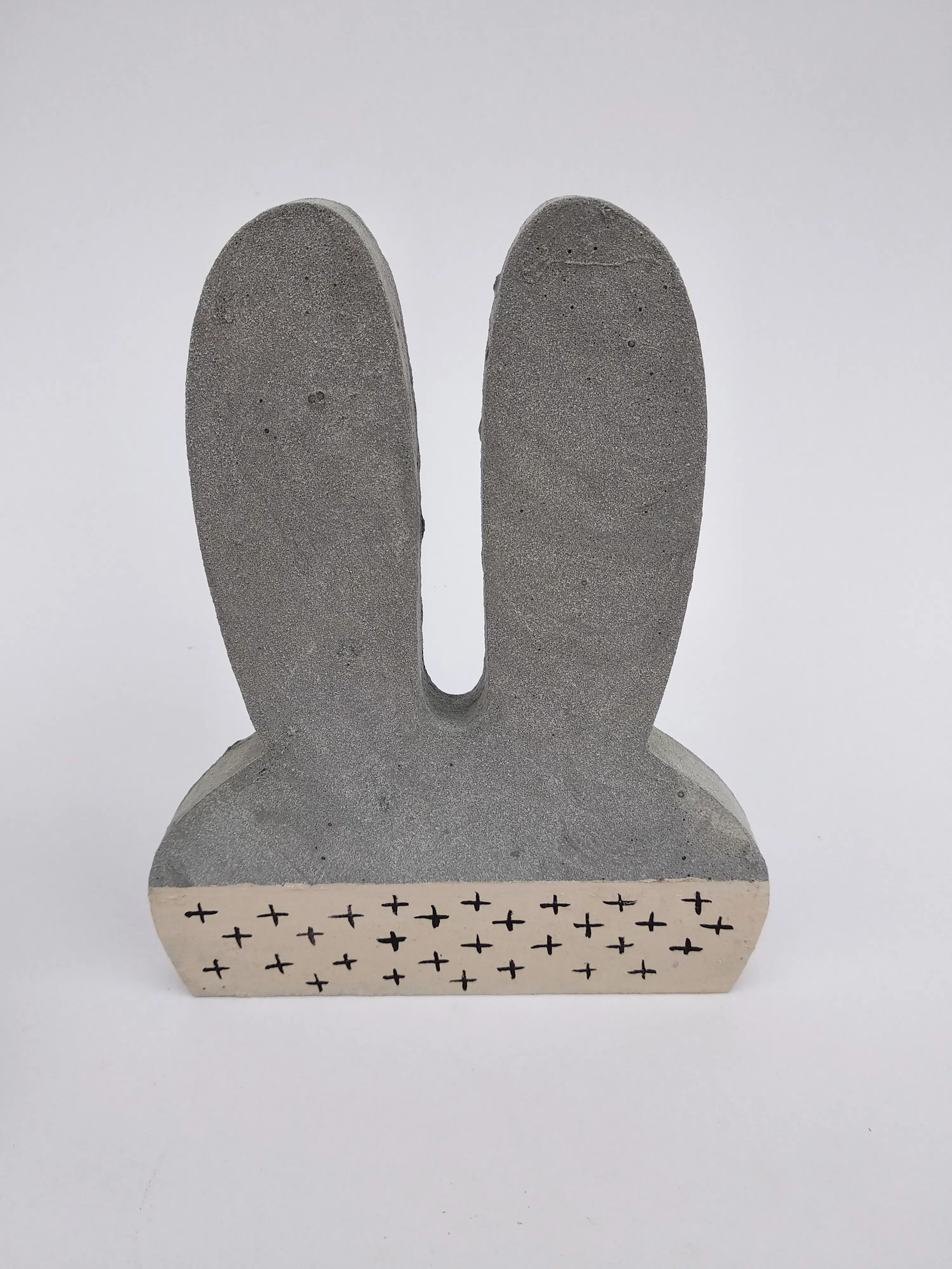 ארנבון בציפוי בטון