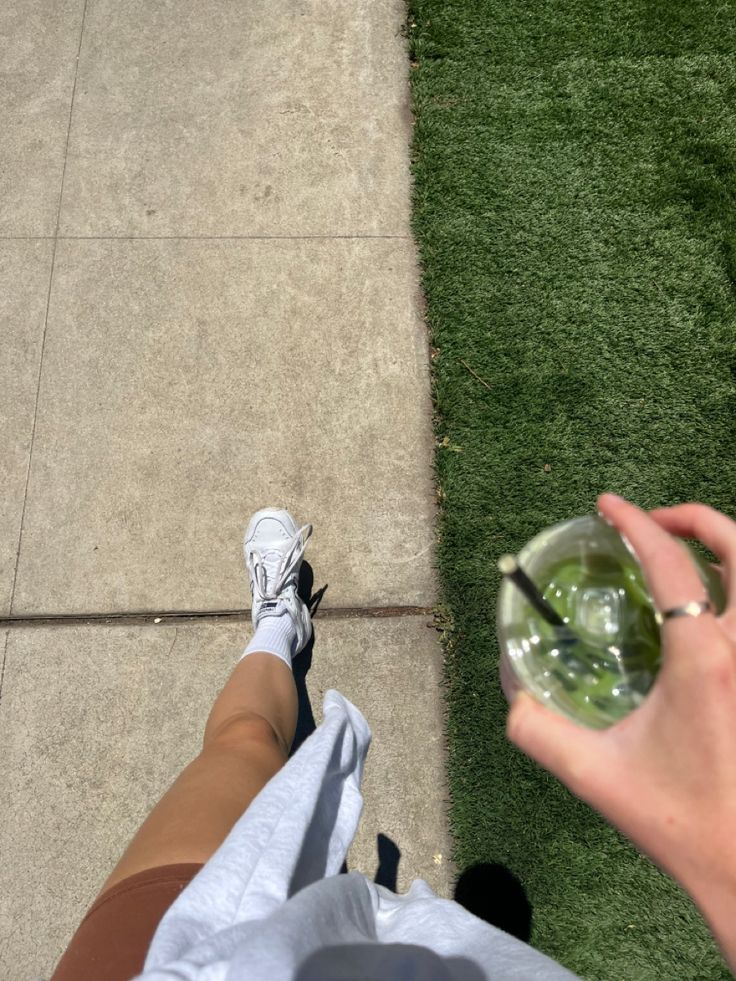 10 Habits for a Happy and Healthy Life: What Really Works?