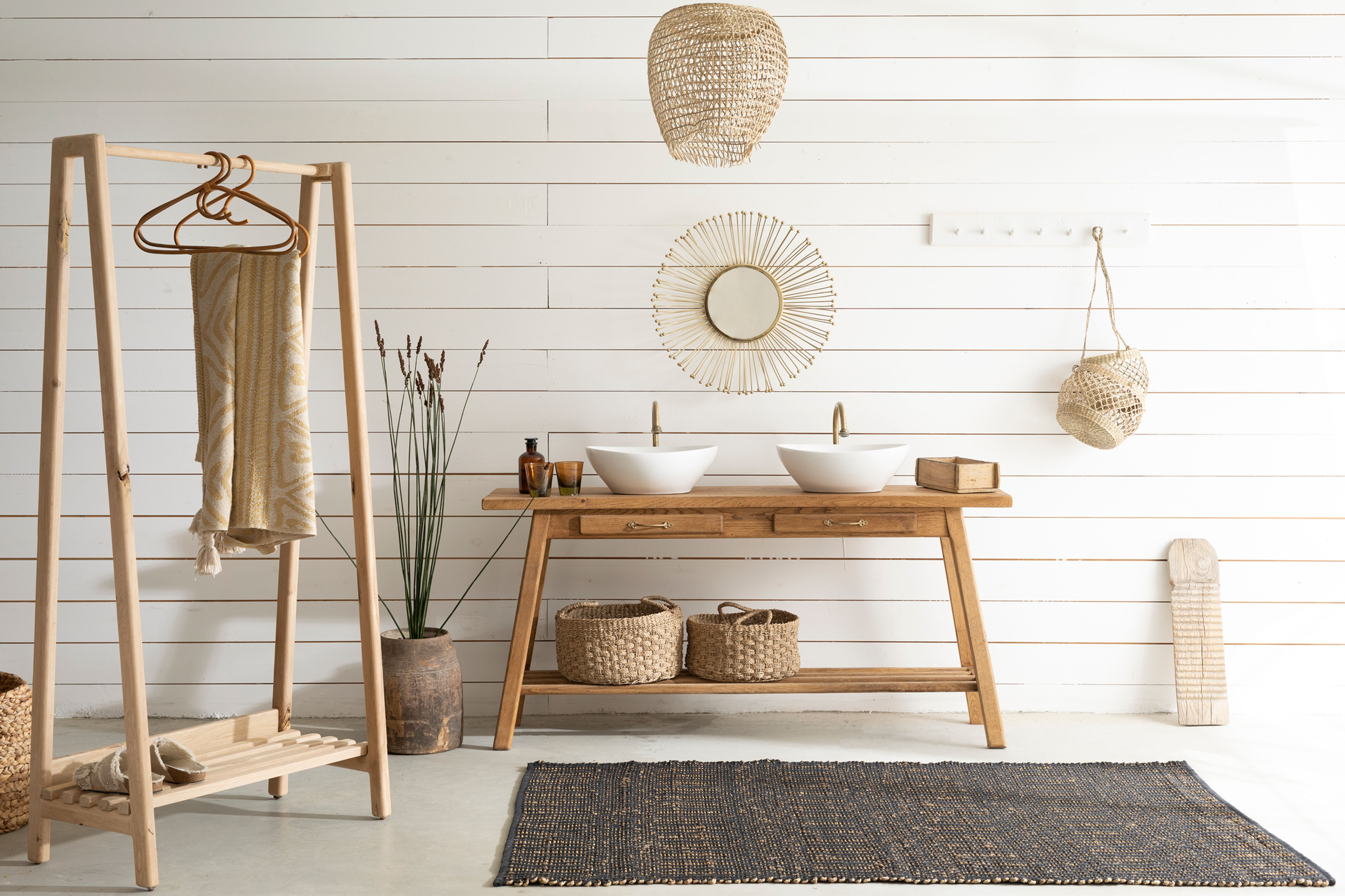 קונסלה  לחדר רחצה