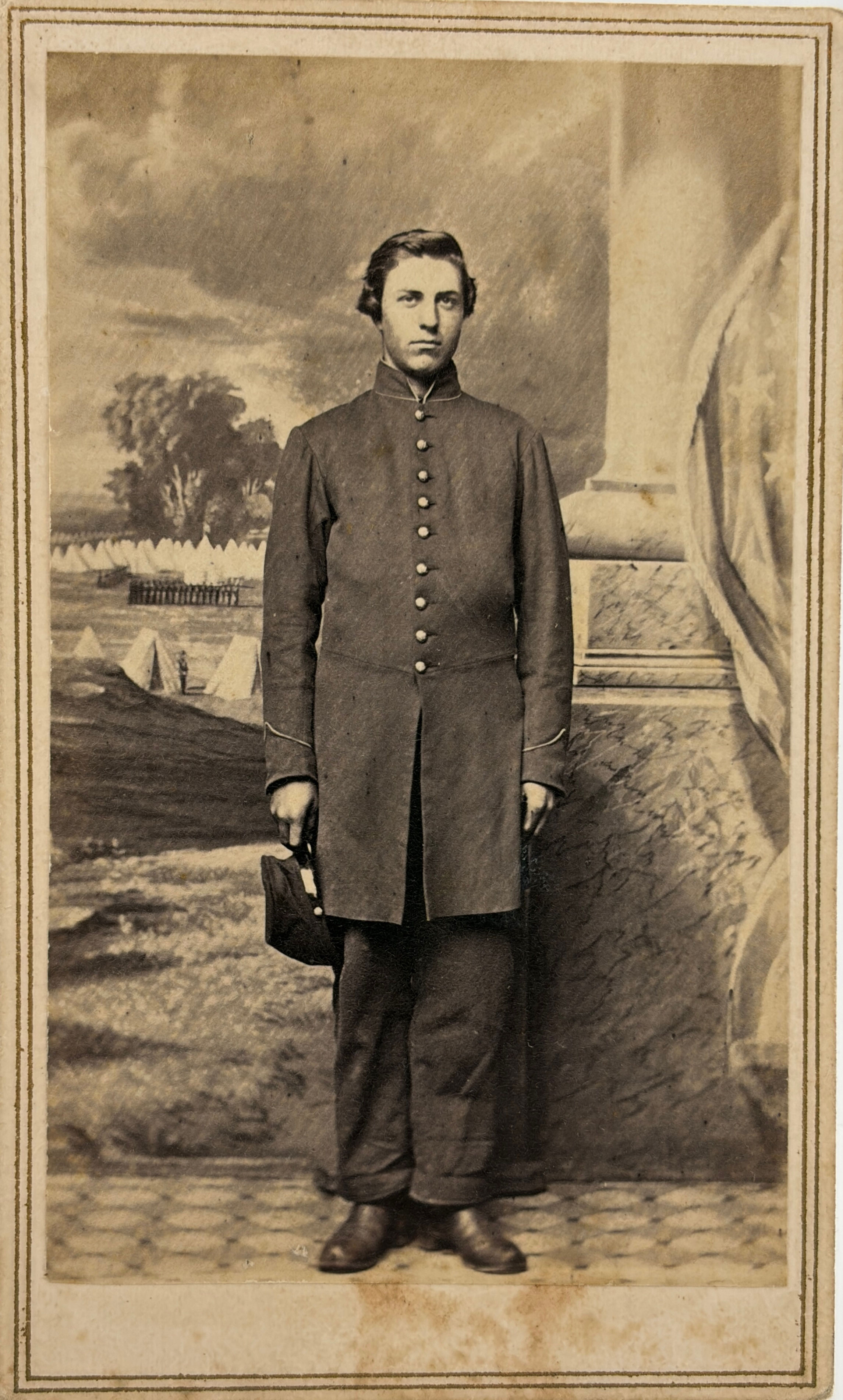 CDV of Full Standing Federal Soldier with Patriotic Backdrop and American Flag