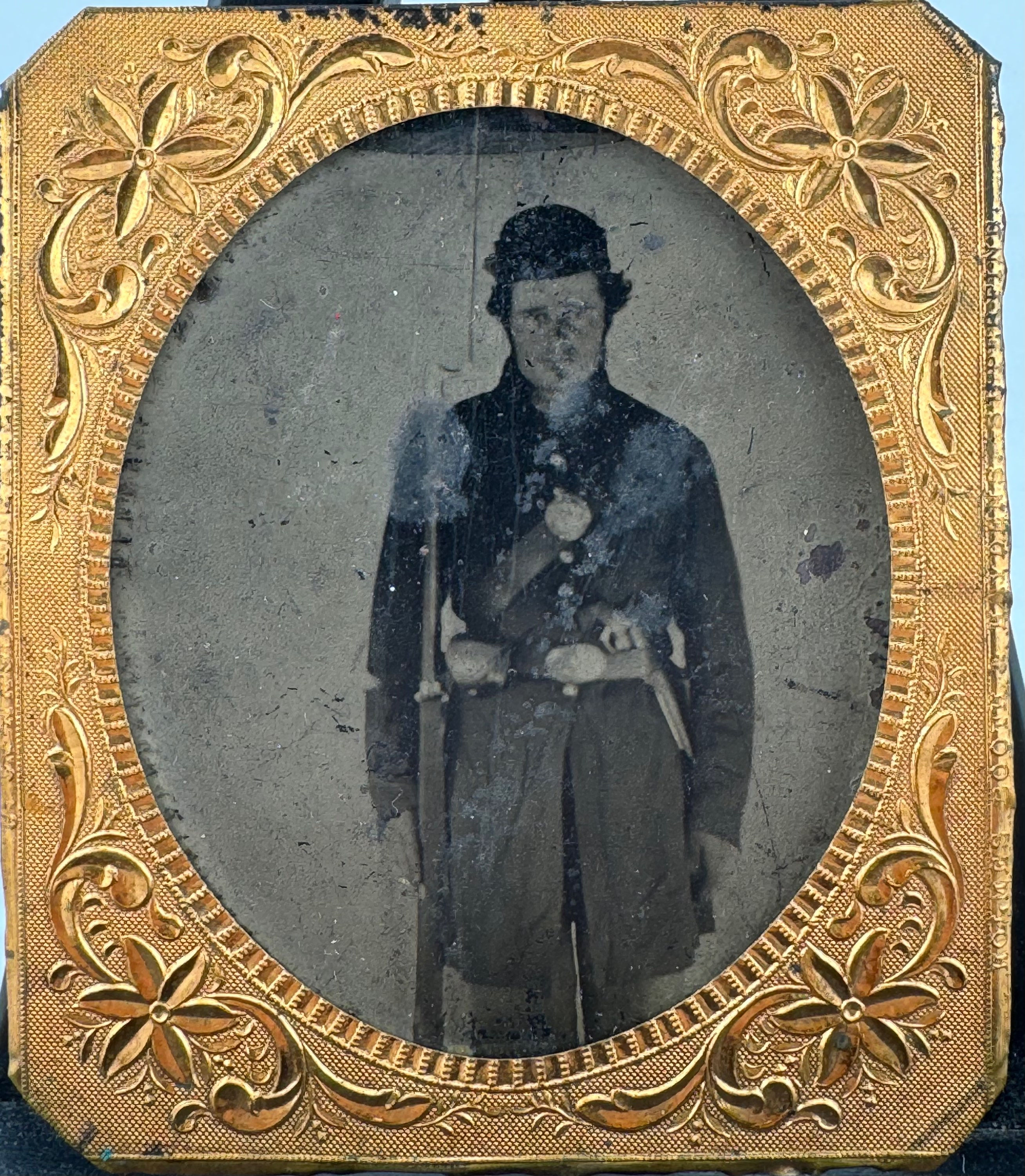 1/6th Plate tintype of a Double Armed Federal Soldier no case