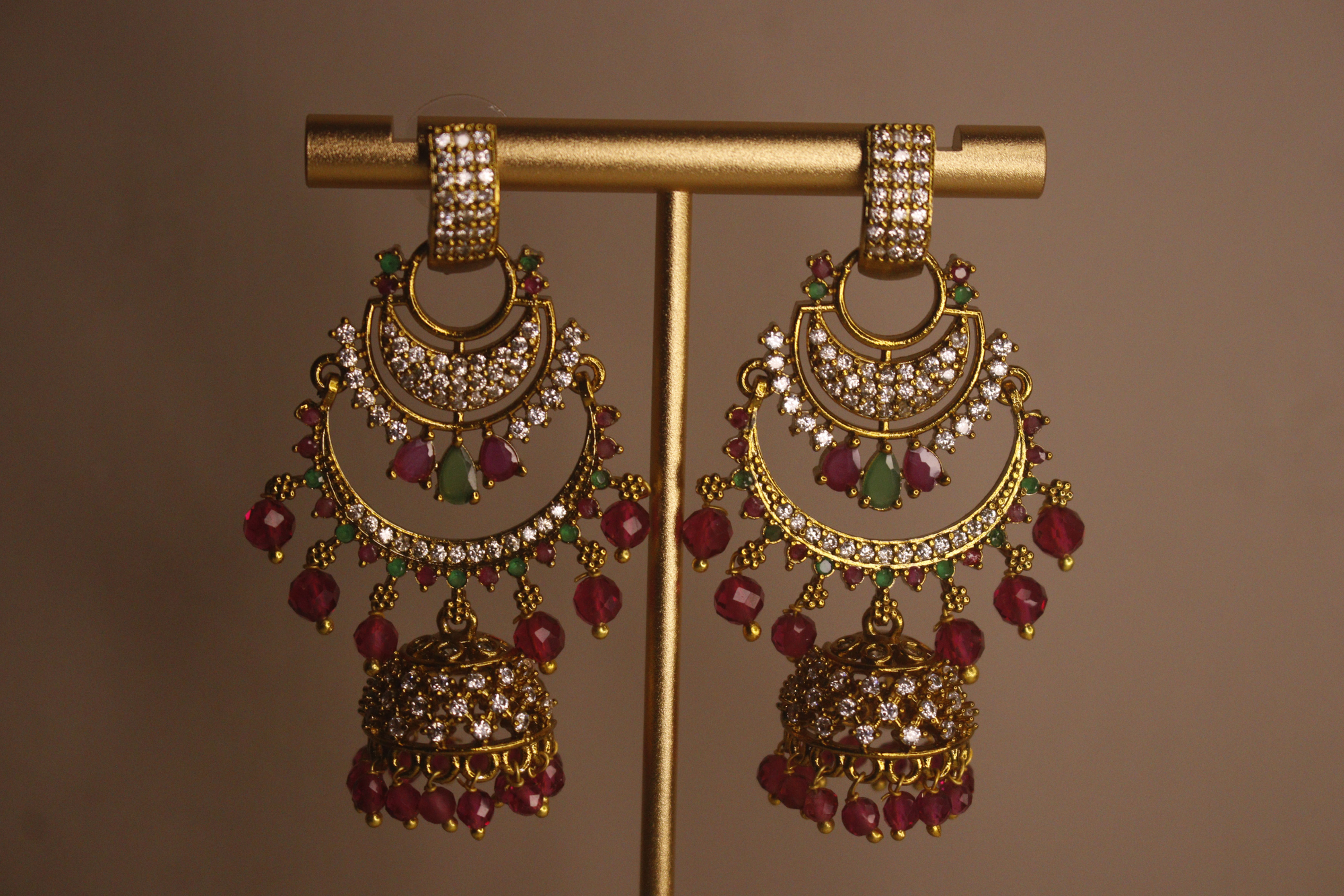 Charulatha Crystal Chandbali