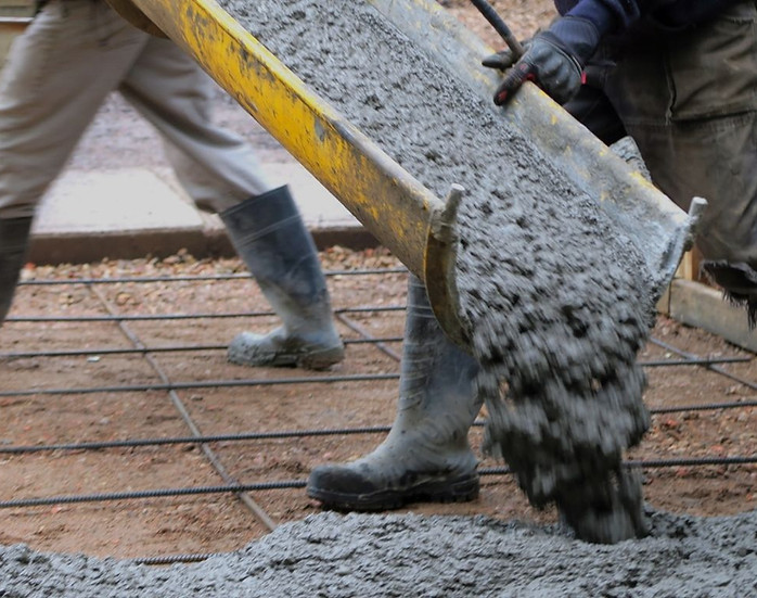 Wet concrete driveways orange county pouring for patio.