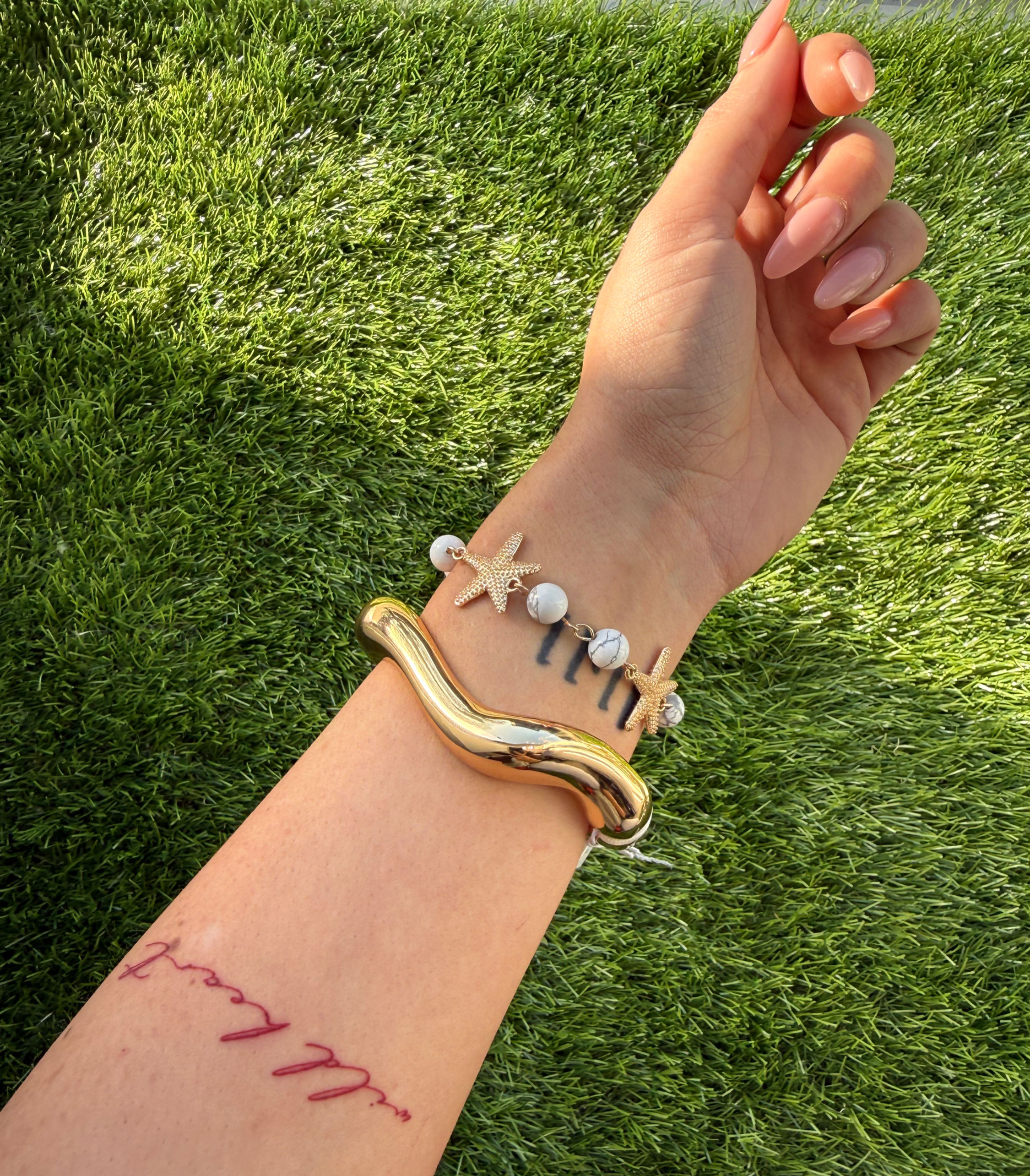 Wavy Hinged Bangle - Gold & Silver