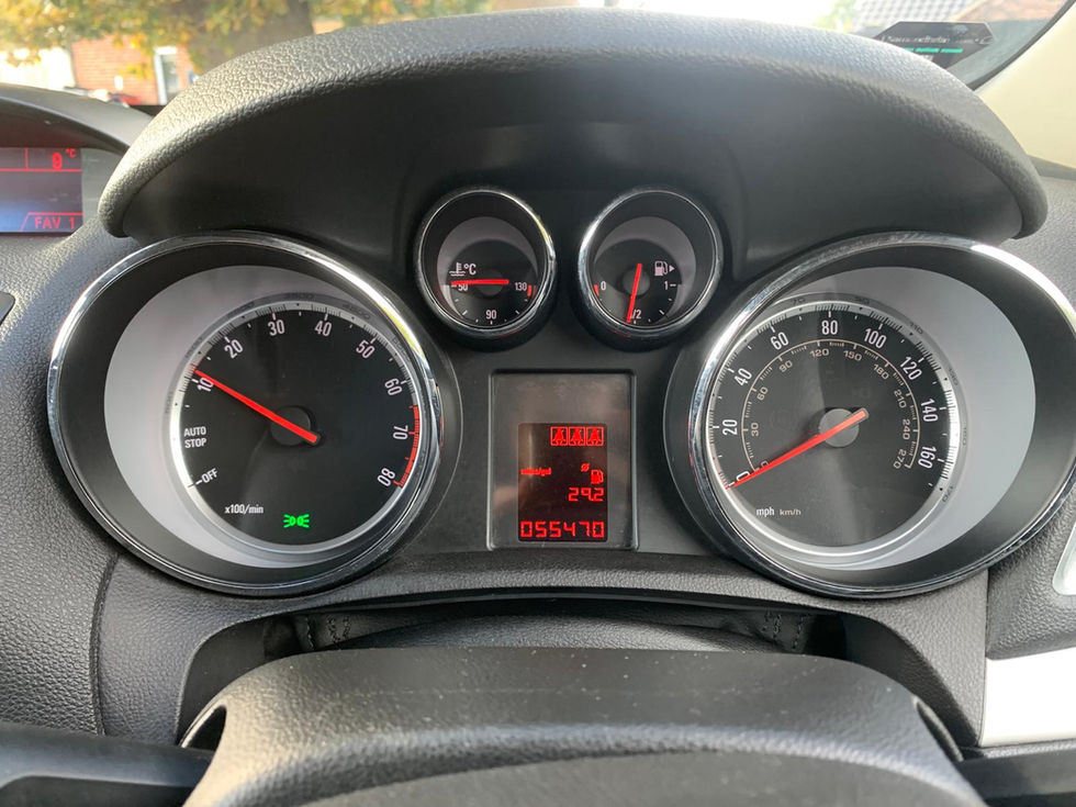 WhatsApp Image 2025-10-28 at 16.13.04 (12)