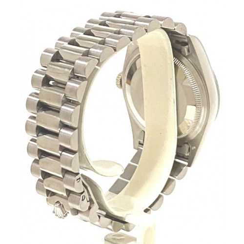 Thumbnail: 18239 White Gold