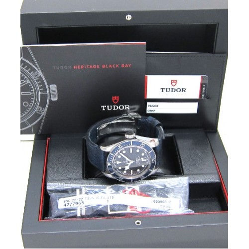 Thumbnail: Heritage Black Bay 79220B