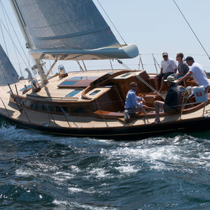 Morris Yachts M-52