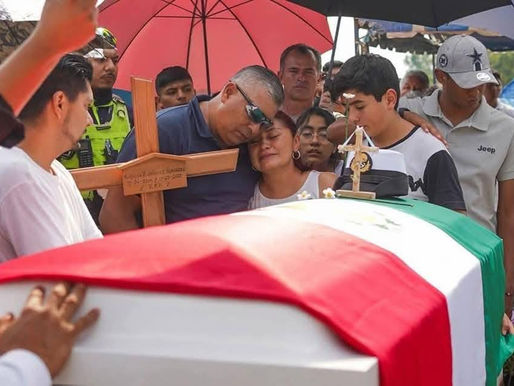 “¡Viva la Cadete Sánchez!”: Xalapa despide con honores a América Yamileth, víctima del accidente del Buque Cuauhtémoc