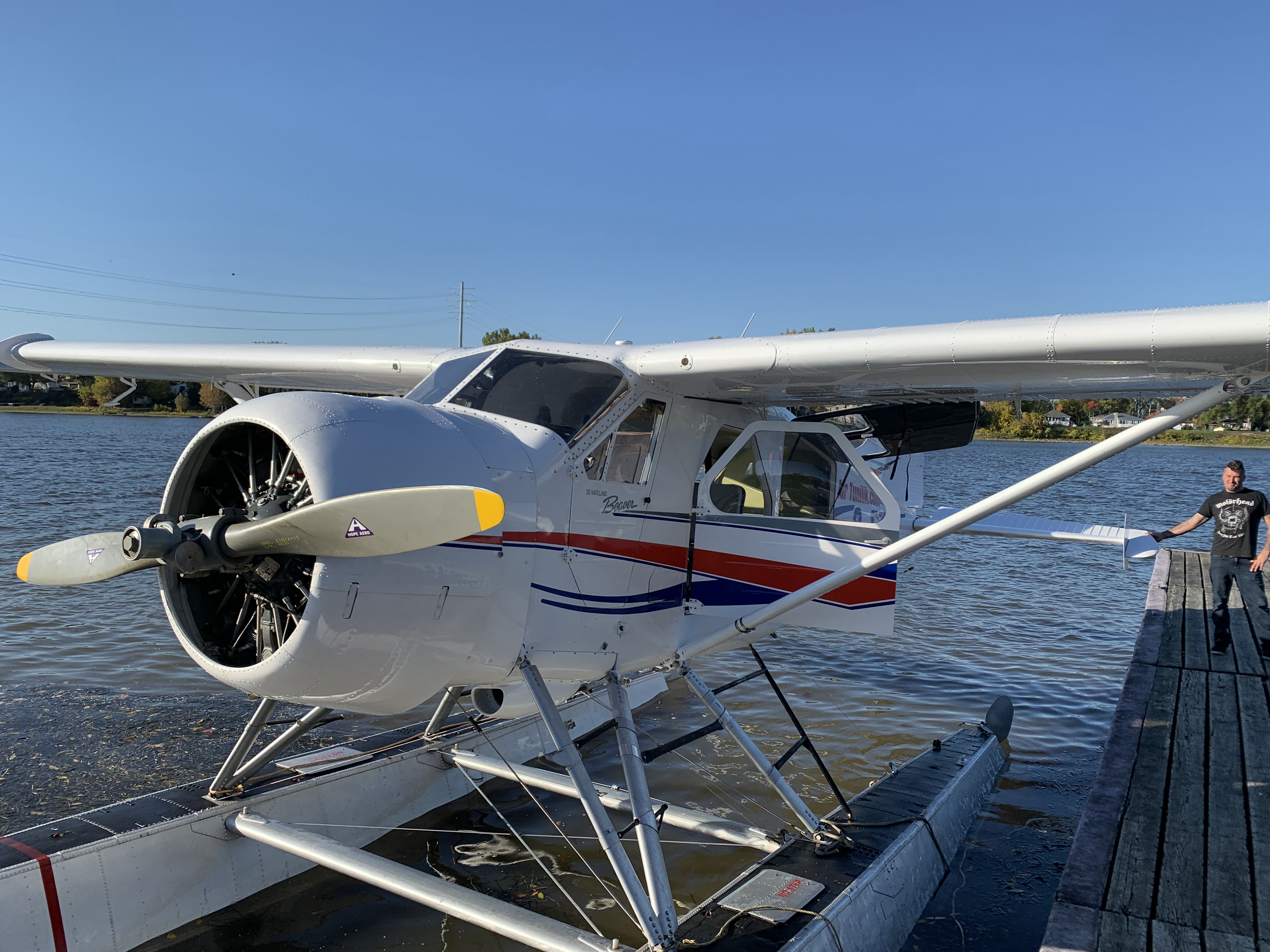 B89F5384-CAF9-4F25-984F-E5E6352EF1AE