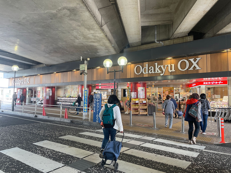駅前スーパー