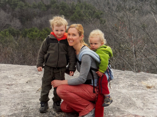 Hiking with kids and teenagers: who carries what?