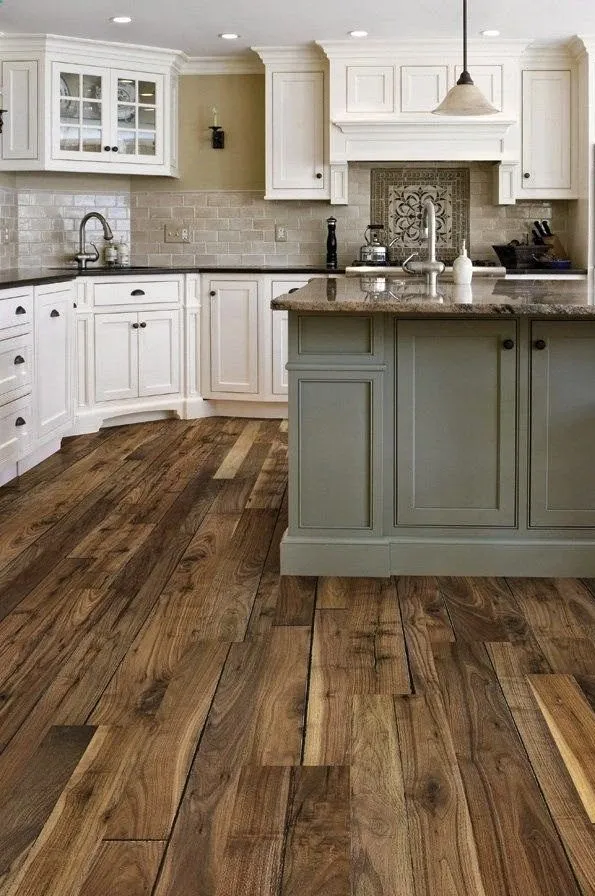 Hardwood Floor Cleaning Service in Dallas/Fort Worth
