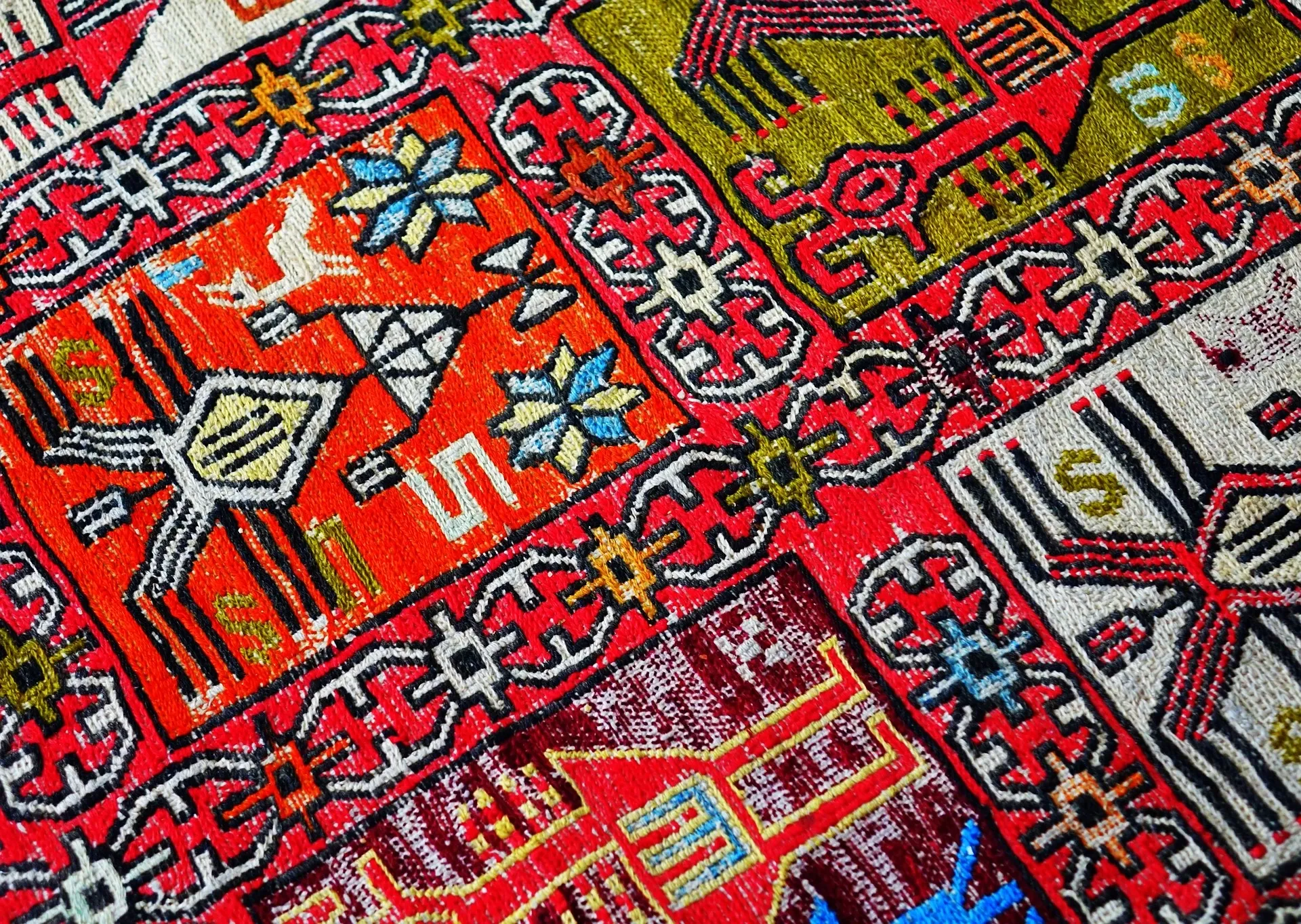 Rugs 3.webp
