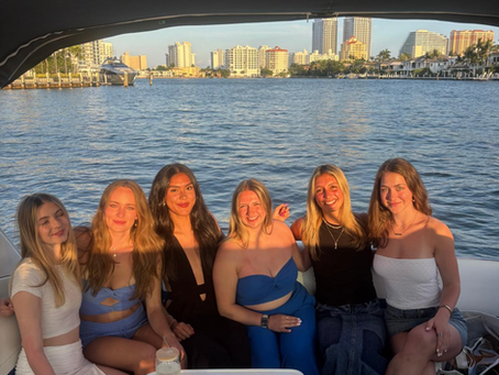 How to Host the Perfect Bachelorette Yacht Party