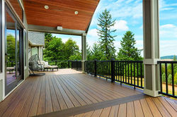 Composite Deck with Metal Railing