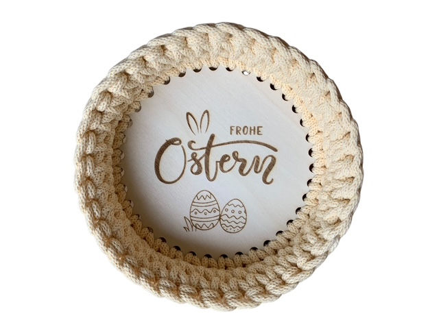 Miniaturbild: Nachhaltiges Osterkörbchen mit graviertem Holzboden