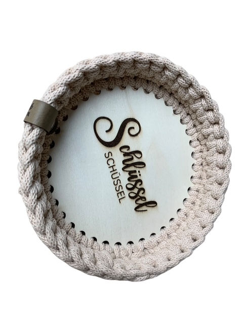 Miniaturbild: Schlüsselschüssel handgemacht - Schlüsselablage aus Holz mit Gravur