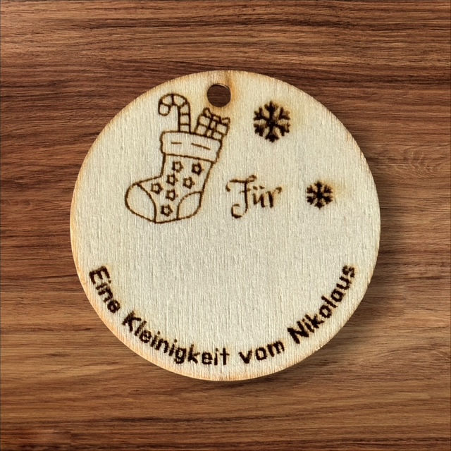 Miniaturbild: Weihnachten Holzanhänger Ø 7,5 cm Gravur | Personalisierte Geschenkeanhänger