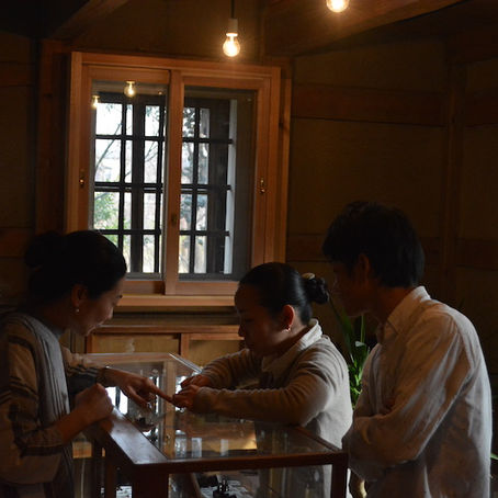 meeting of the wedding ring