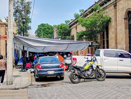 CALENDARIO POLAQUERO
Profesores de la CNTE en paro en el Centro Histórico de Oaxaca