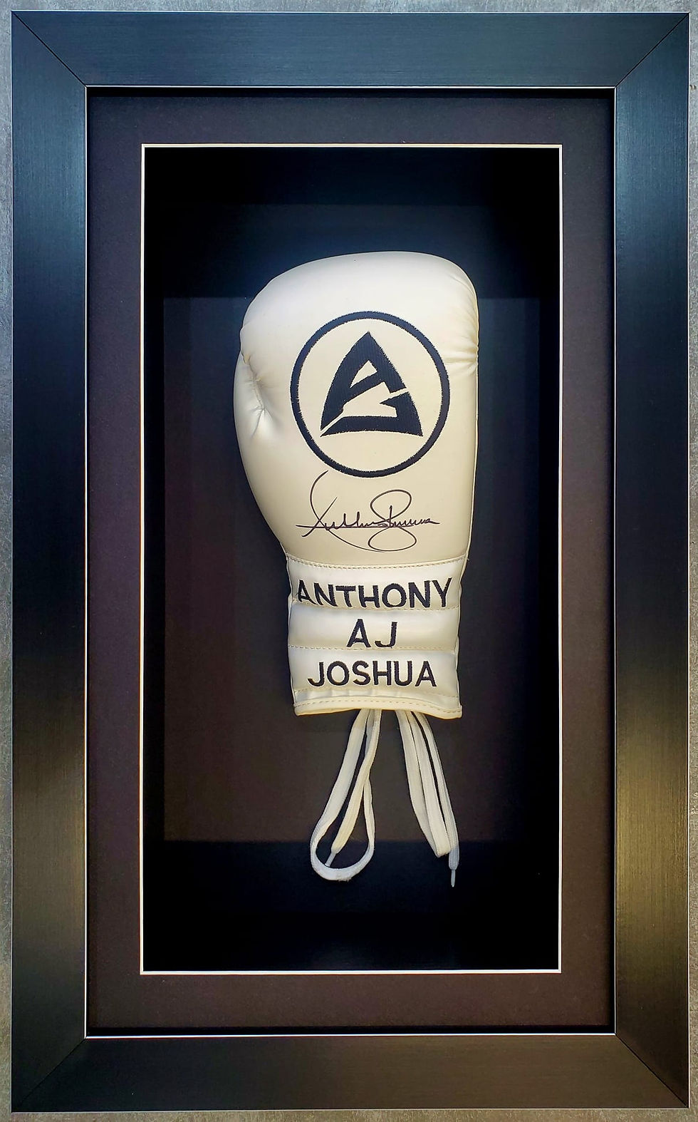 Signed Boxing Glove Anthony Joshua AJ Autograph Box Frame Sport Memorabilia Collectables