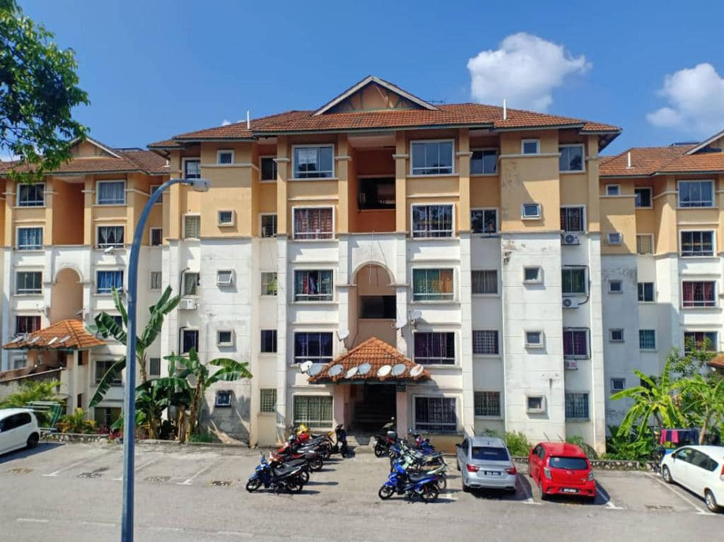 Cindai Apartment, Seksyen 13, Bandar Puncak Alam, Selangor