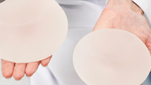 The shape of the prosthesis: Round or Drop shaped silicones?