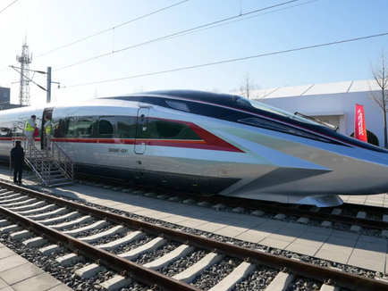 China memperkenalkan prototipe kereta api berkecepatan tinggi tercepat di dunia