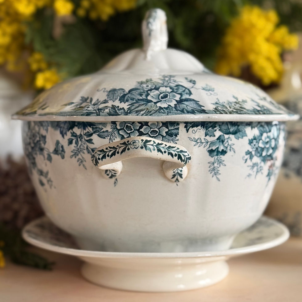 Miniature : Marie Louise ironstone tureen