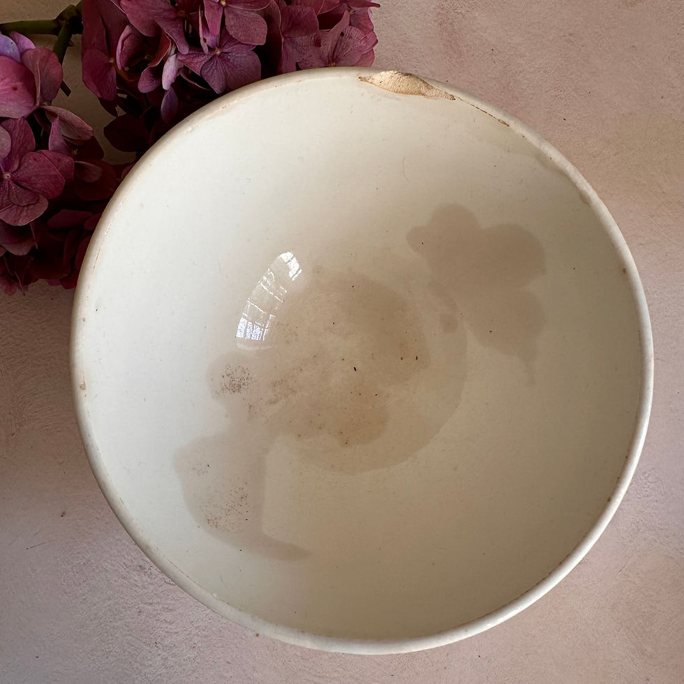 Miniature : Pair of white cafe au lait bowls gorgeously timeworn