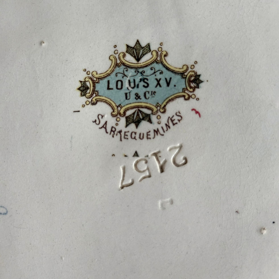 Miniature : Sarreguemines Louis XV hanging bouquet holder vase