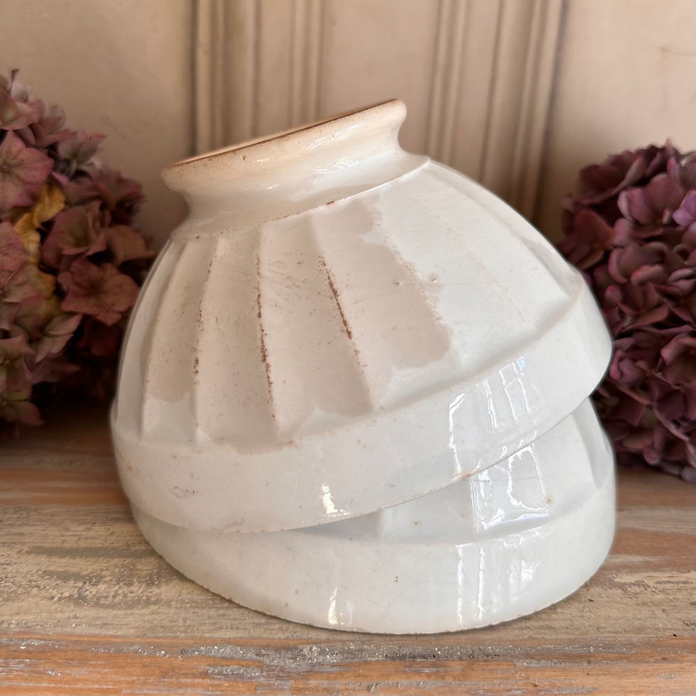 Miniature : Pair of white cafe au lait bowls gorgeously timeworn