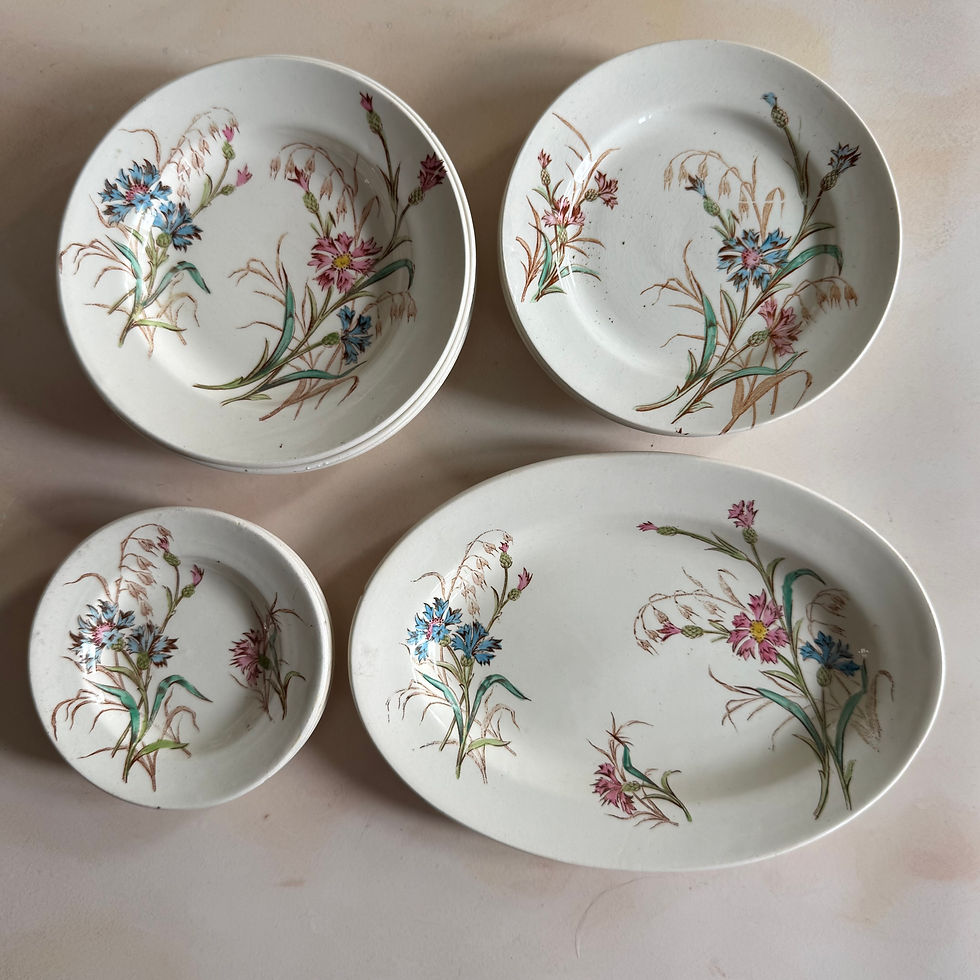 Miniature : Exceptional doll's 12 piece Luneville cornflower diner service