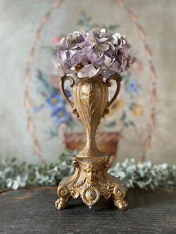 Art nouveau elegance