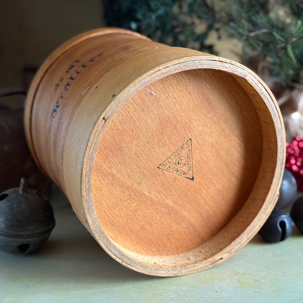 Miniature : Large demi decalitre French grain measure