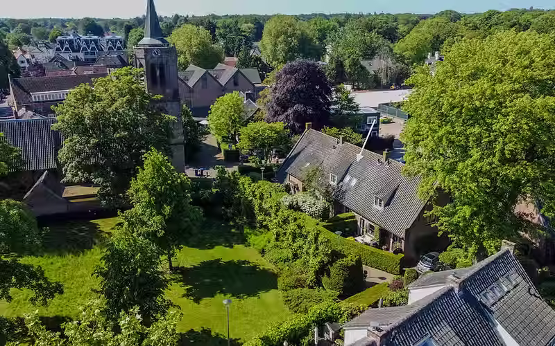 Bij den Toren 6 Laren