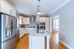 18 Carlson Way - interior - Low Res-57.jpg