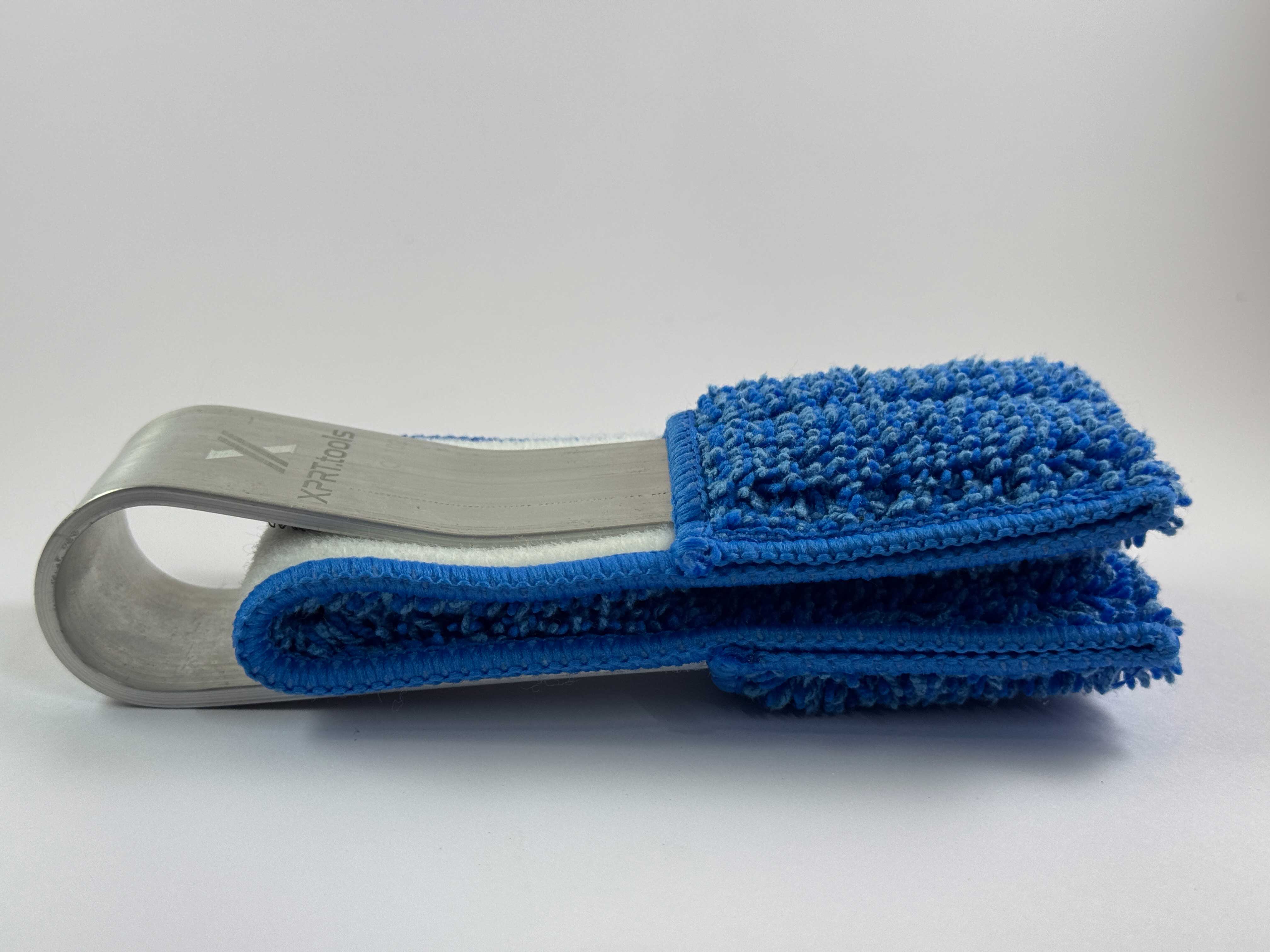 Louvre Mop