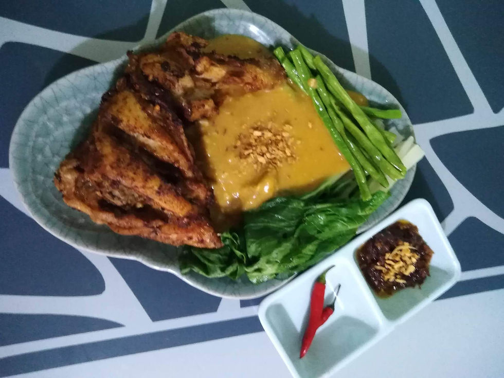 Crispy Chicken kare with bagoong