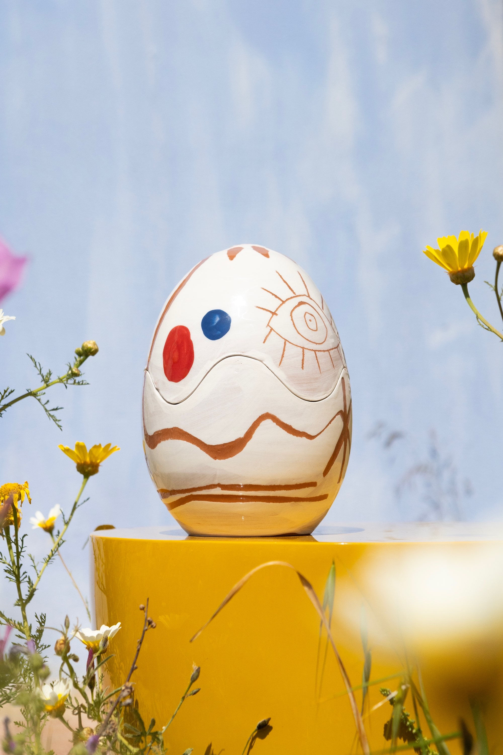 HAPPY EGG • terracotta eye