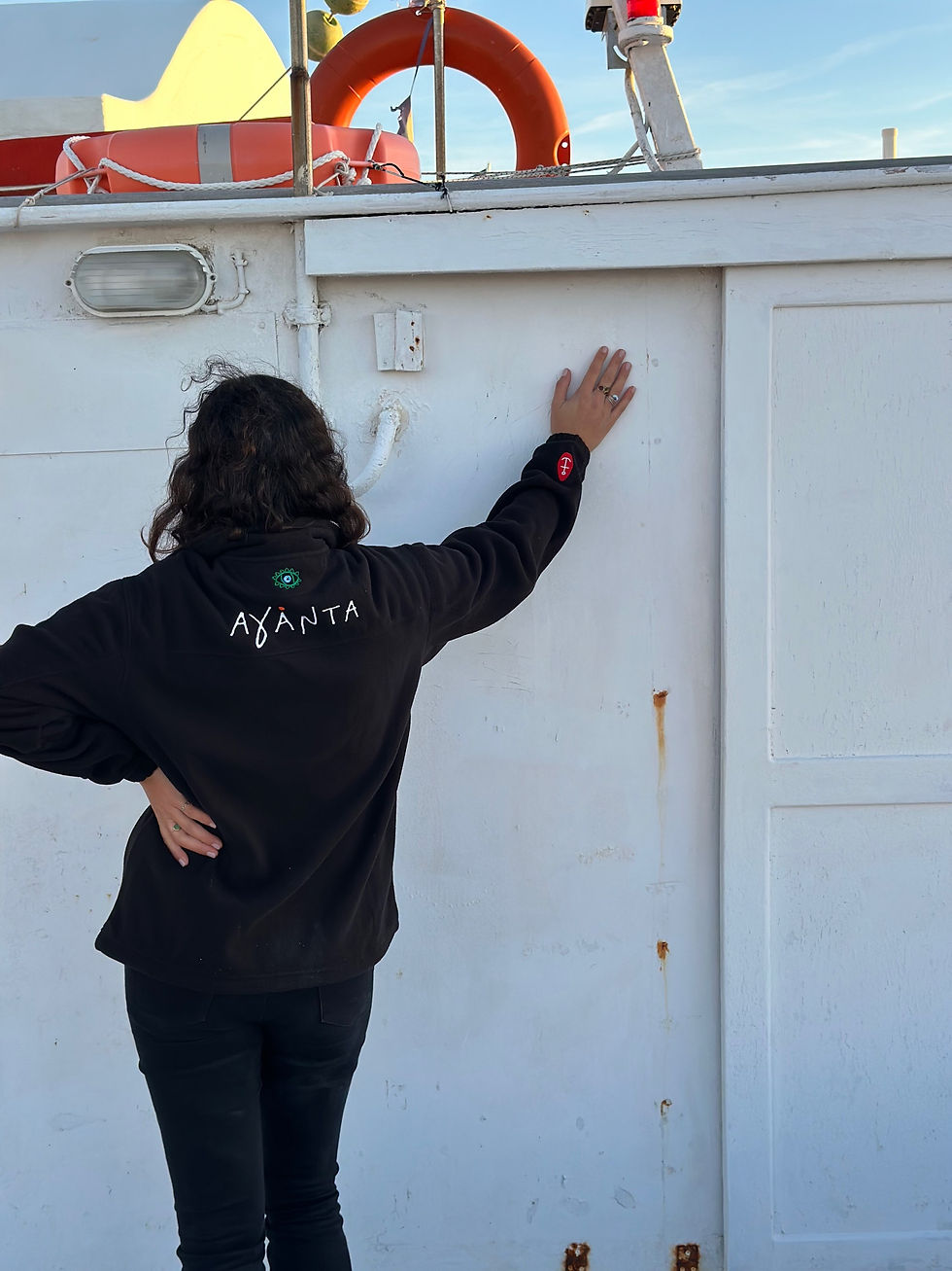 Thumbnail: AGANTA • black fleece zipper